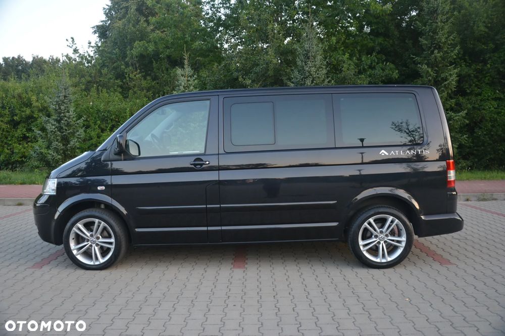 Volkswagen Multivan - 12