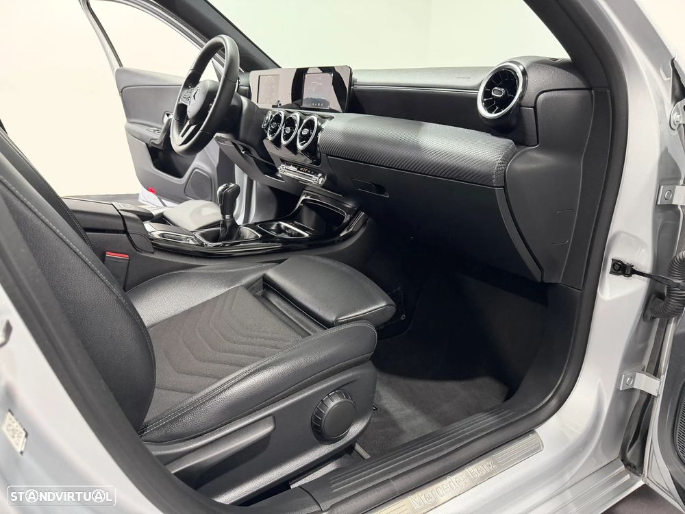 Mercedes-Benz A 180 d Progressive - 35