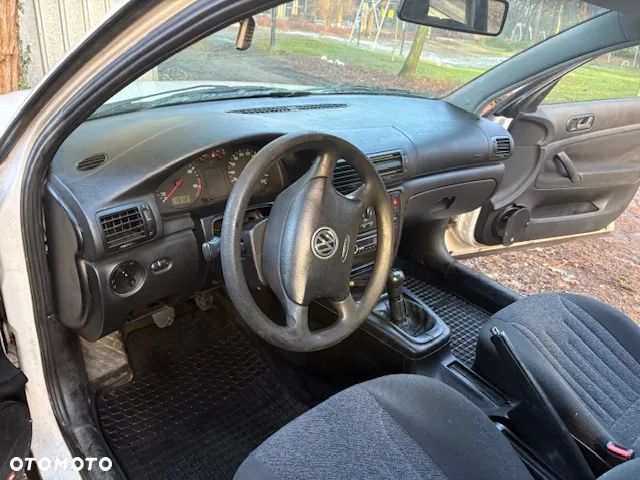 Volkswagen Passat 1.9 TDI - 20