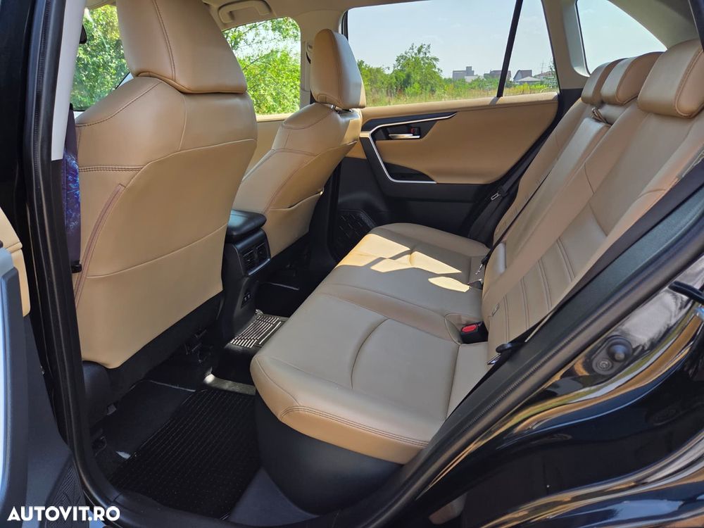 TOYOTA RAV4 2019 — imagine 8