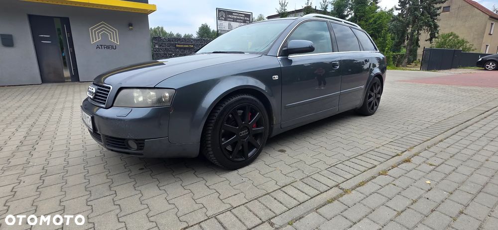 Audi A4 Avant 3 - 10