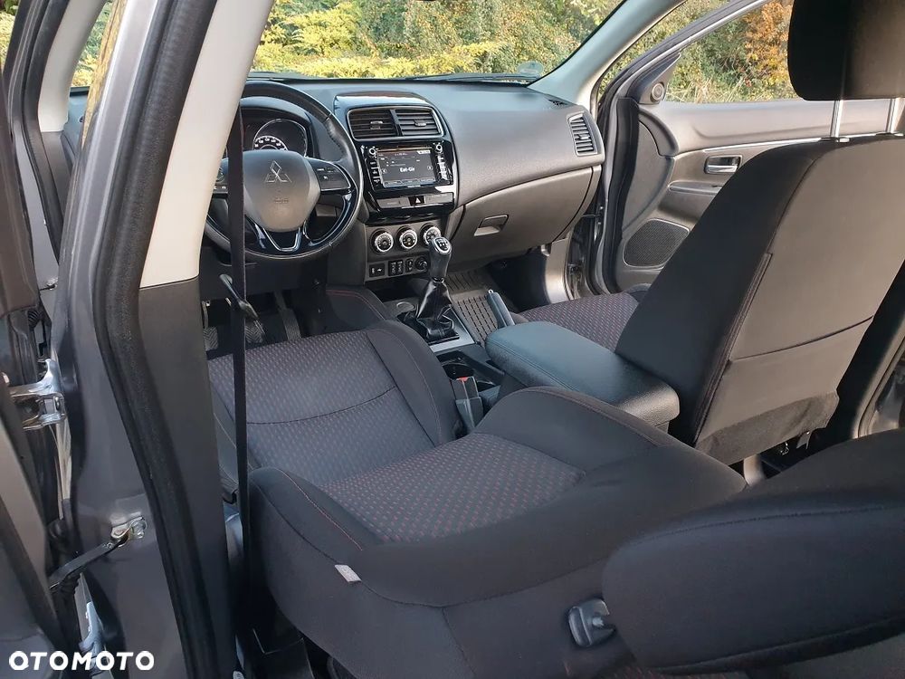 Mitsubishi ASX 1.6 2WD Edition 100+ - 16