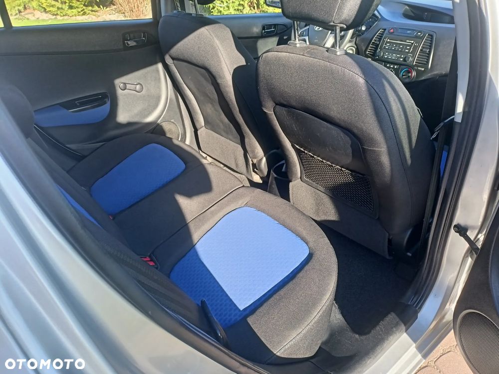 Hyundai i20 1.4 Comfort - 10