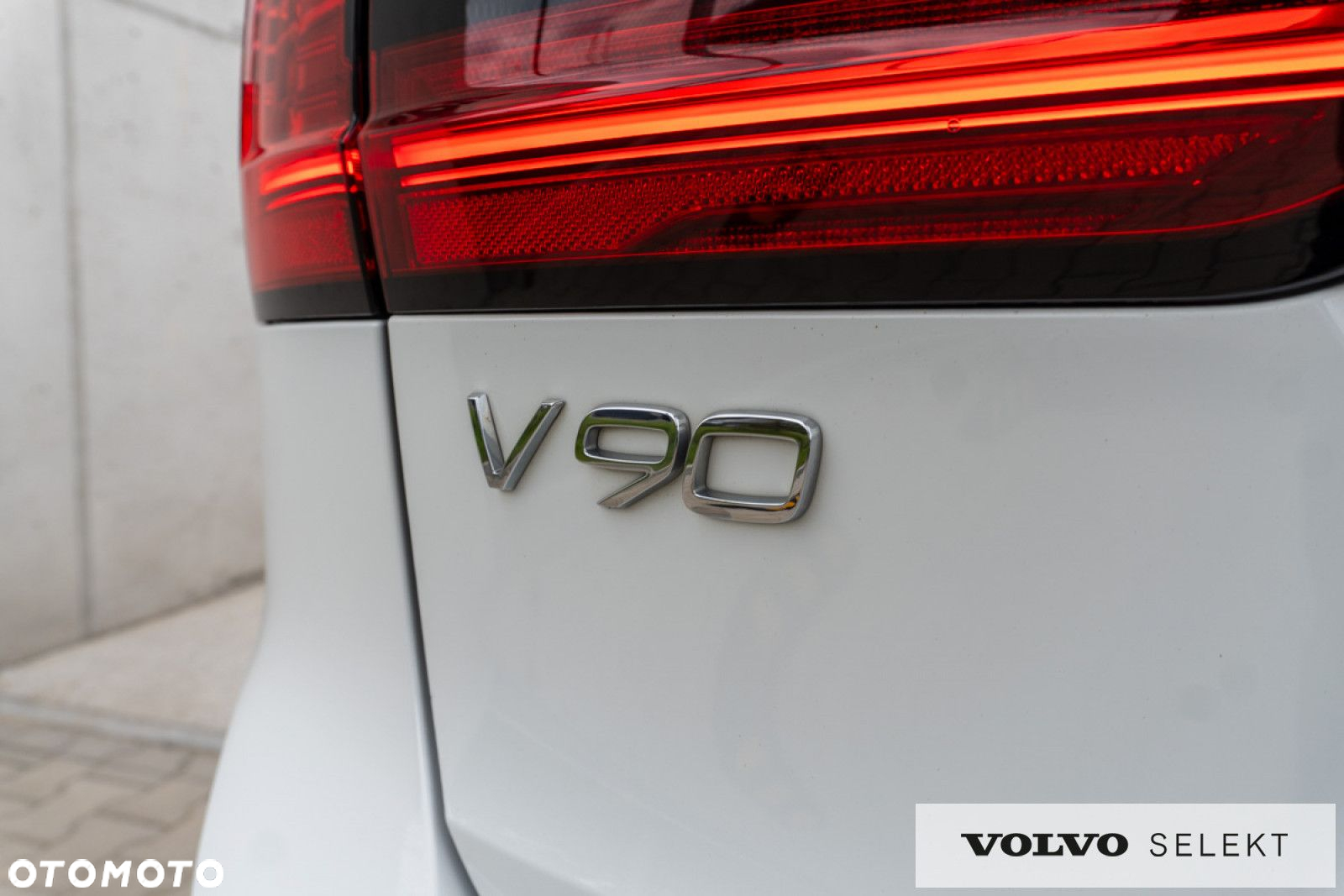 Volvo V90 Cross Country - 19