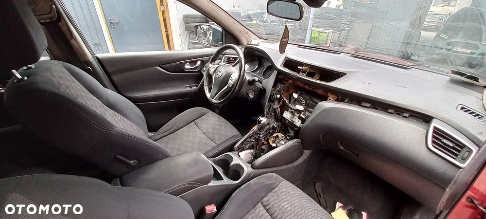 Nissan Qashqai 1.6 DCi Tekna EU6 - 9