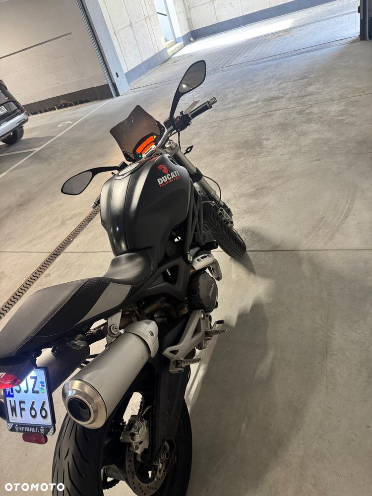 Ducati Monster - 5
