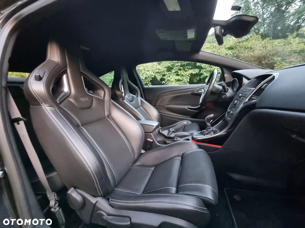 Opel Astra OPC Start/Stop - 4