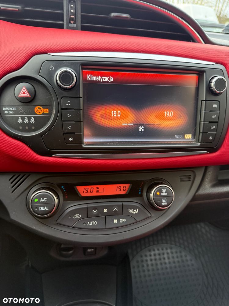 Toyota Yaris 1.33 Dynamic - 7