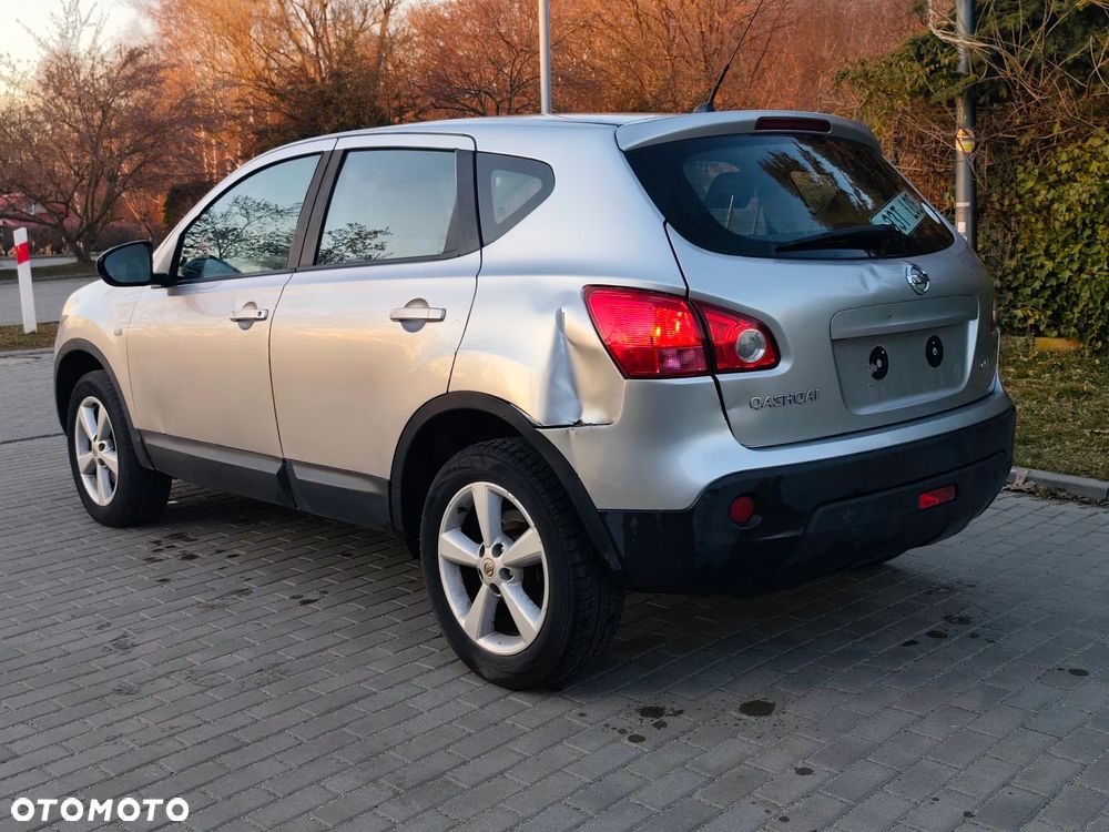 Nissan Qashqai - 4