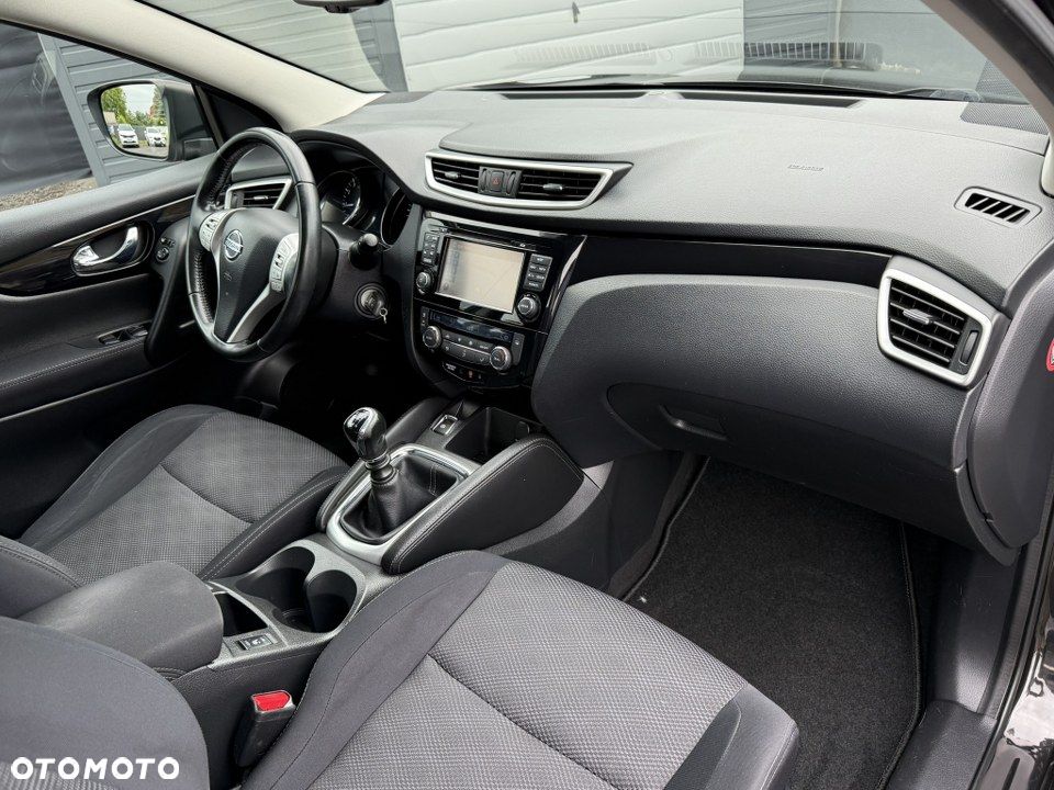Nissan Qashqai 1.2 DIG-T Tekna EU6 - 28
