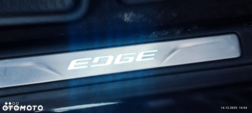 Ford Edge - 20