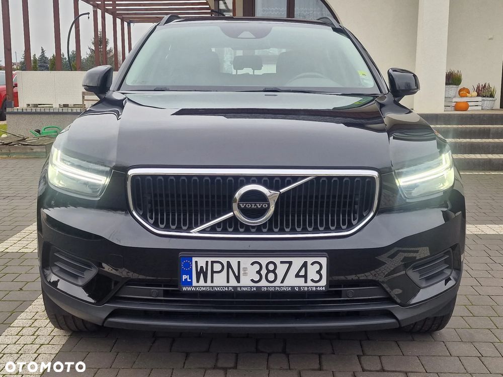 Volvo XC 40 T3 Momentum - 2