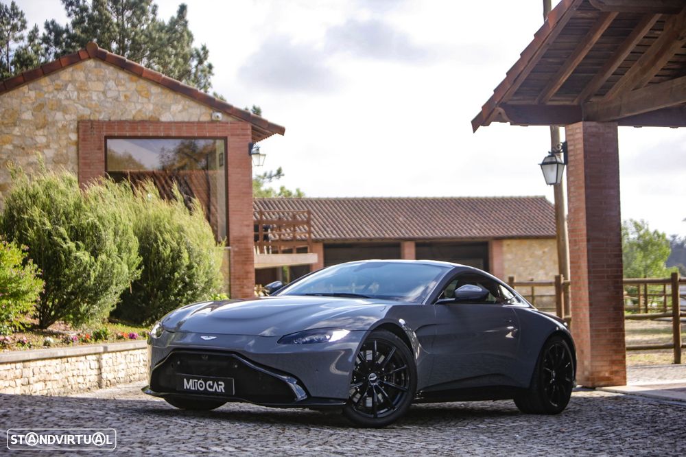 Aston Martin Vantage Coupe 4.0 Twin-Turbo V8 - 30