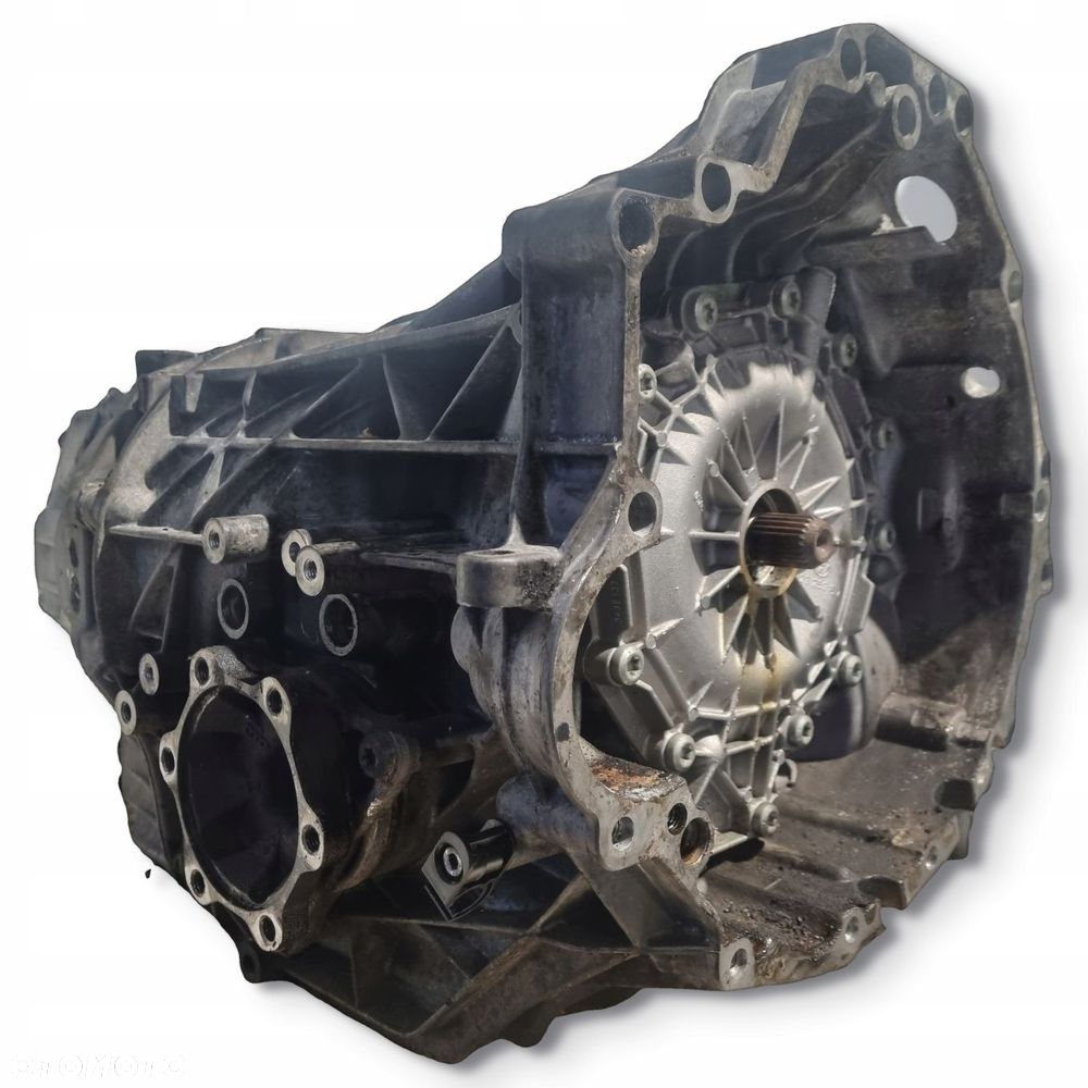SKRZYNIA BIEGÓW Audi A4 B6 B7 1.8 T TURBO benzyna MULTITRONIC automat HBD - 1