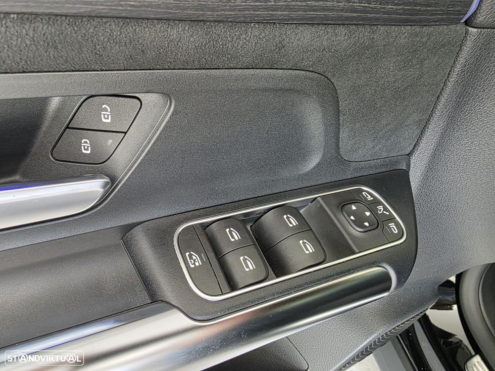 Mercedes-Benz GLA 250 e 8G-DCT AMG Line - 30