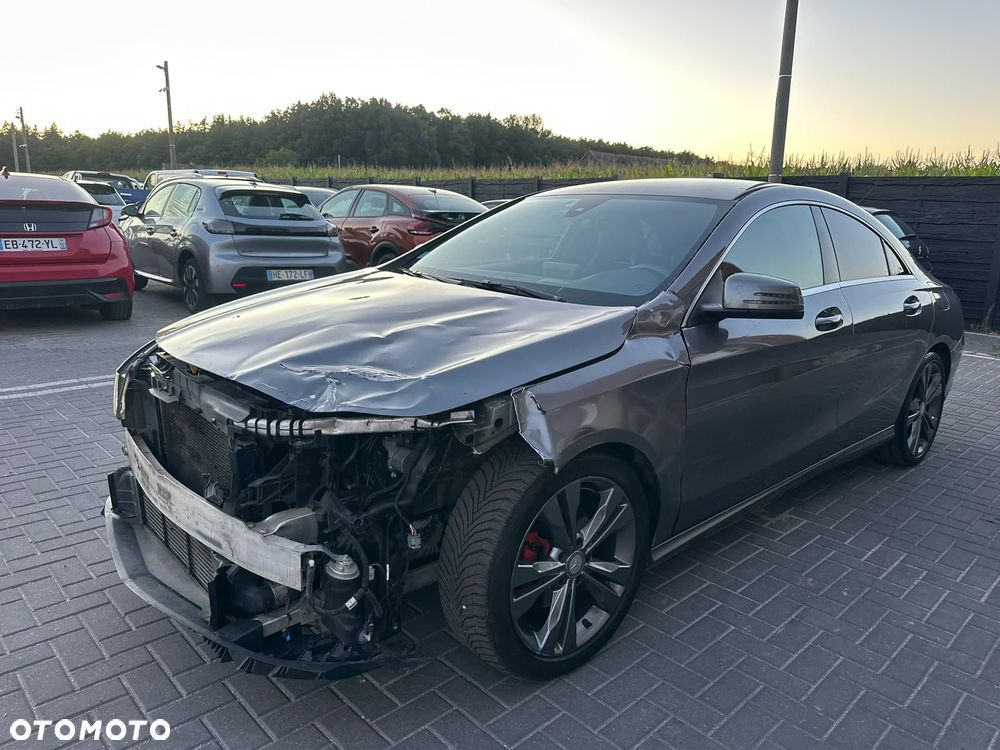Mercedes-Benz CLA 180 d - 30