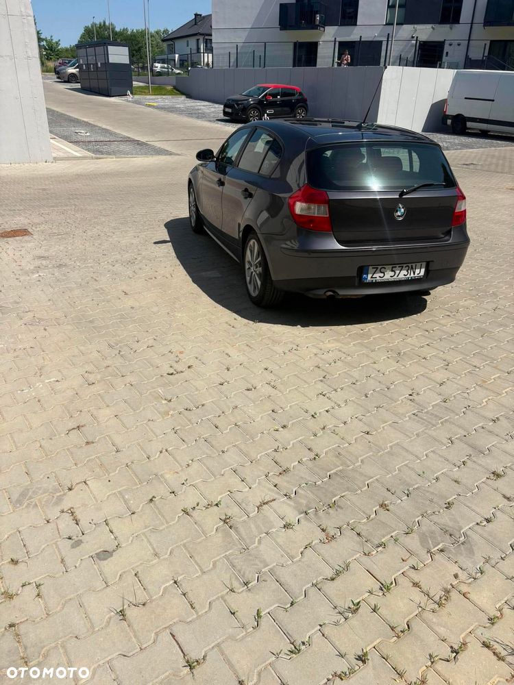 BMW Seria 1 116i - 6