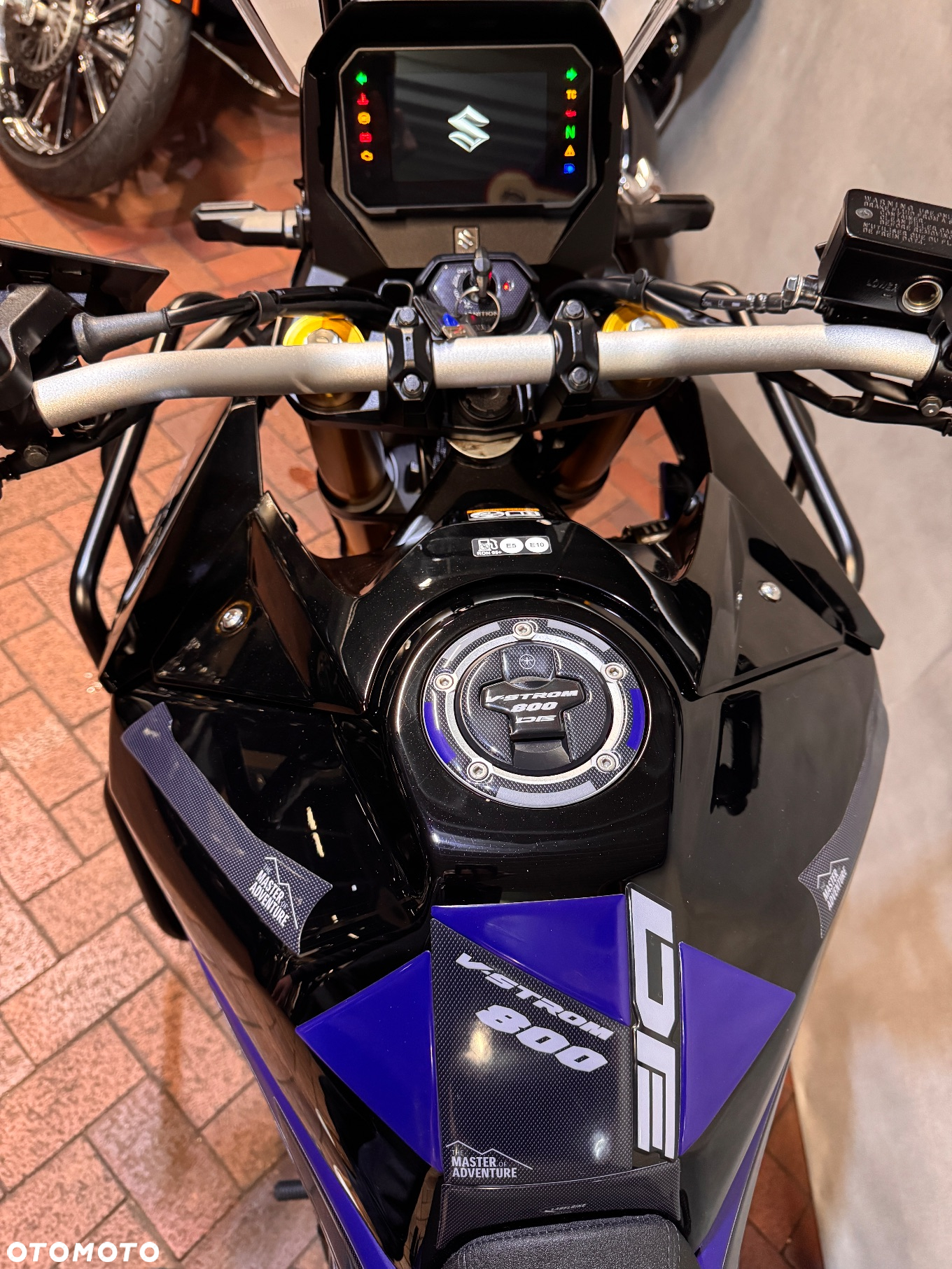 Suzuki DL - 14