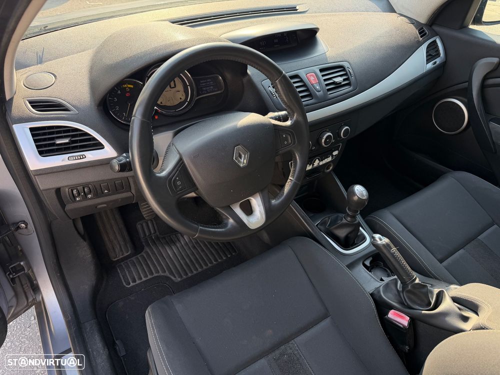 Renault Mégane 1.5 dCi Confort - 5