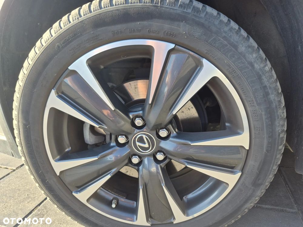 Lexus UX 250h GPF Business Edition 2WD - 8