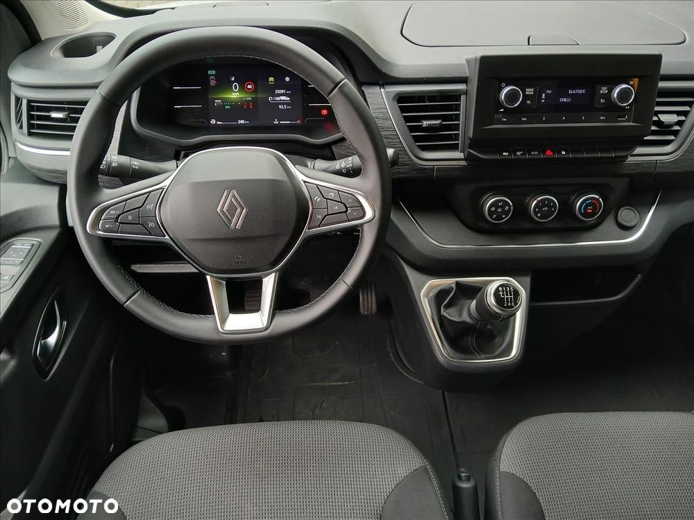 Renault Trafic 2.0 dCi - 7