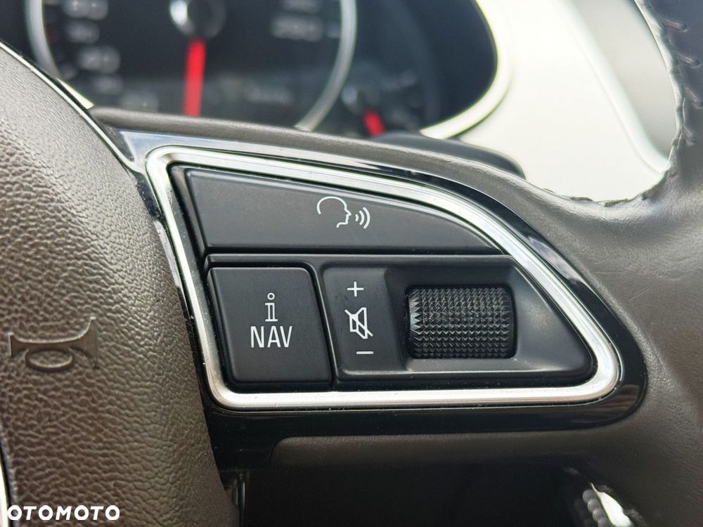 Audi A4 Allroad - 10
