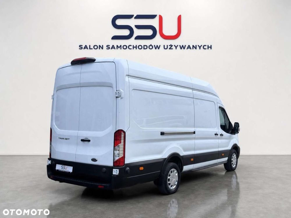 Ford Transit - 12