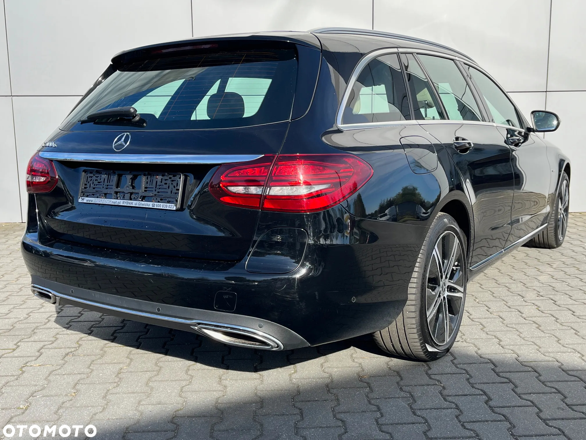 Mercedes-Benz Klasa C 300 e 9G-TRONIC - 6