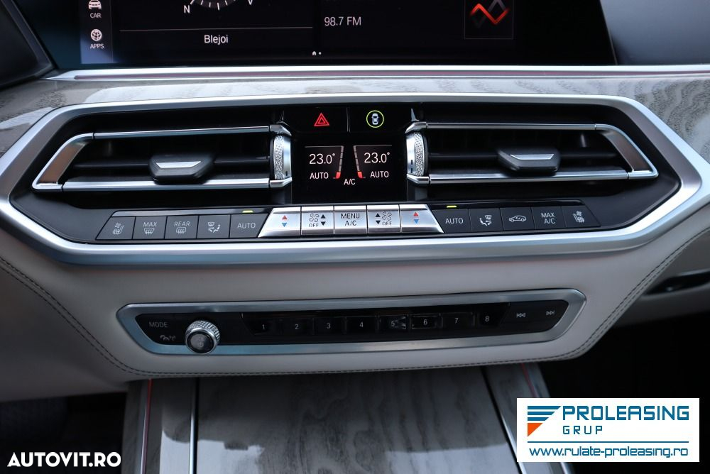 BMW X7 xDrive30d - 13