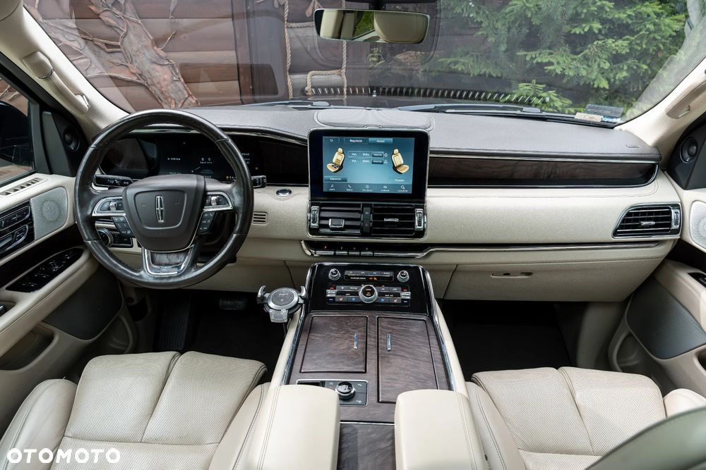 Lincoln Navigator 5.4 4x4 - 29