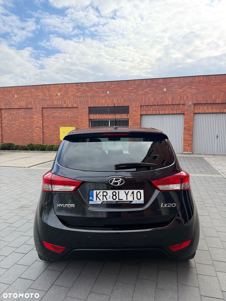 Hyundai ix20 1.4 Classic + - 22