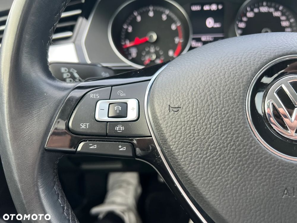 Volkswagen Passat 1.5 TSI OPF DSG - 10