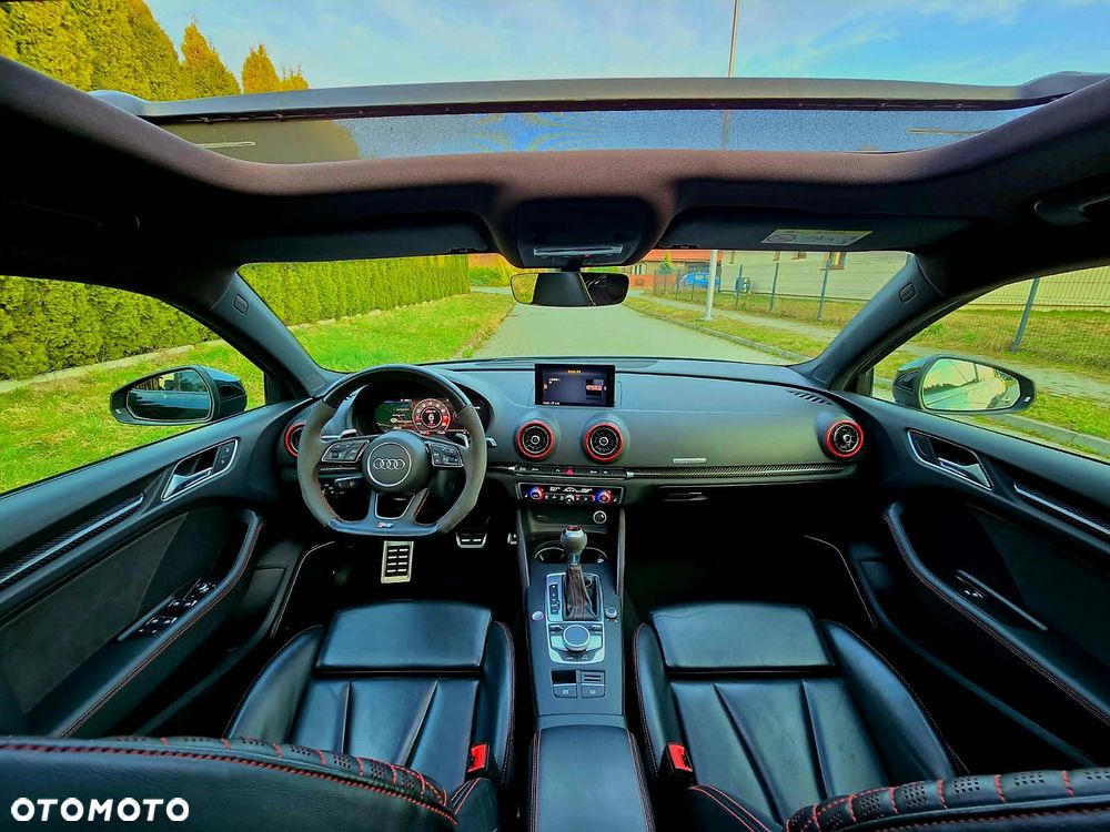 Audi RS3 Limousine TFSI Quattro S tronic - 9