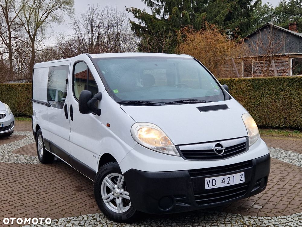 Opel Vivaro - 2