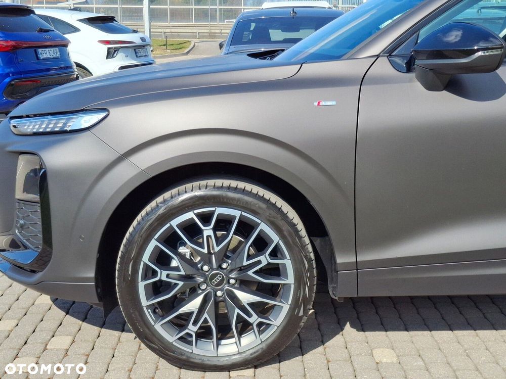 Audi Q3 Sportback - 5