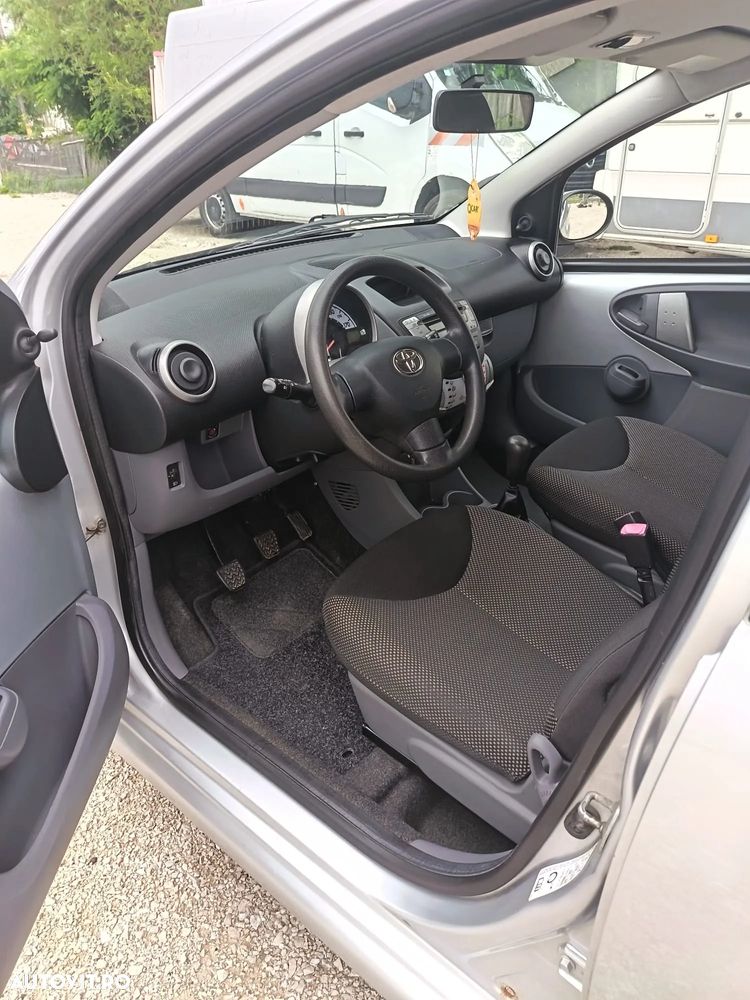 Toyota Aygo Cool&Go - 9