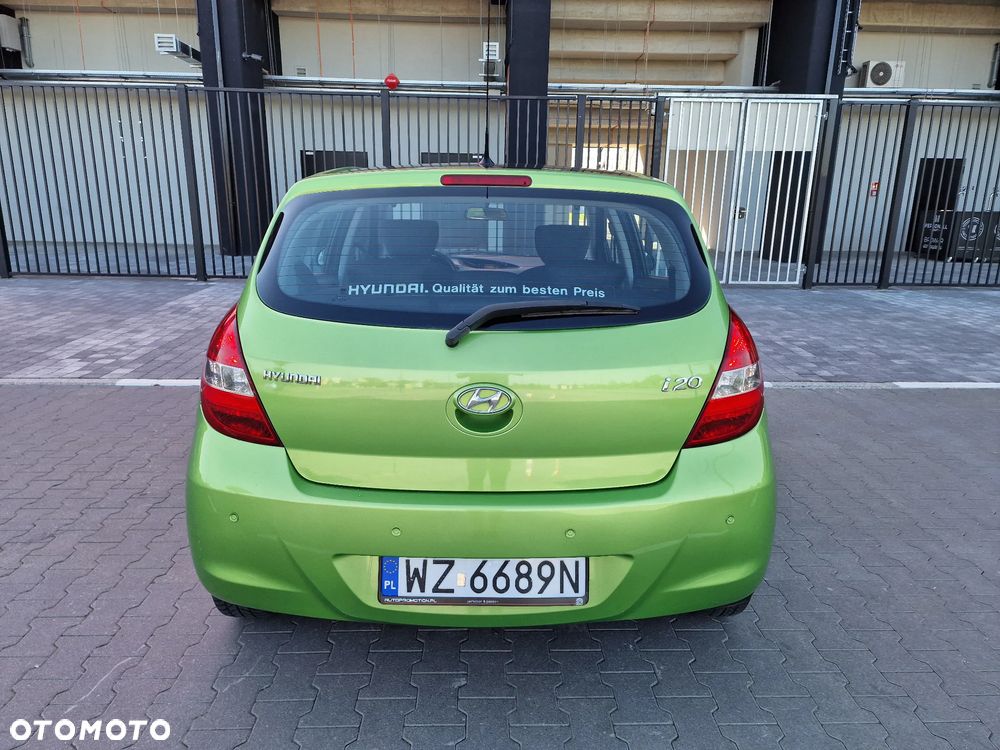 Hyundai i20 - 11