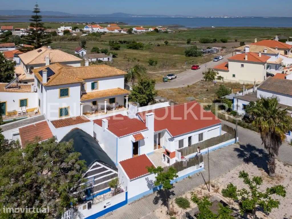 Moradia para renovar na Carrasqueira - Grande imagem: 4/22