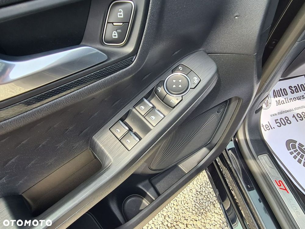 Ford Kuga 2.5 Duratec PHEV ST-LINE - 36