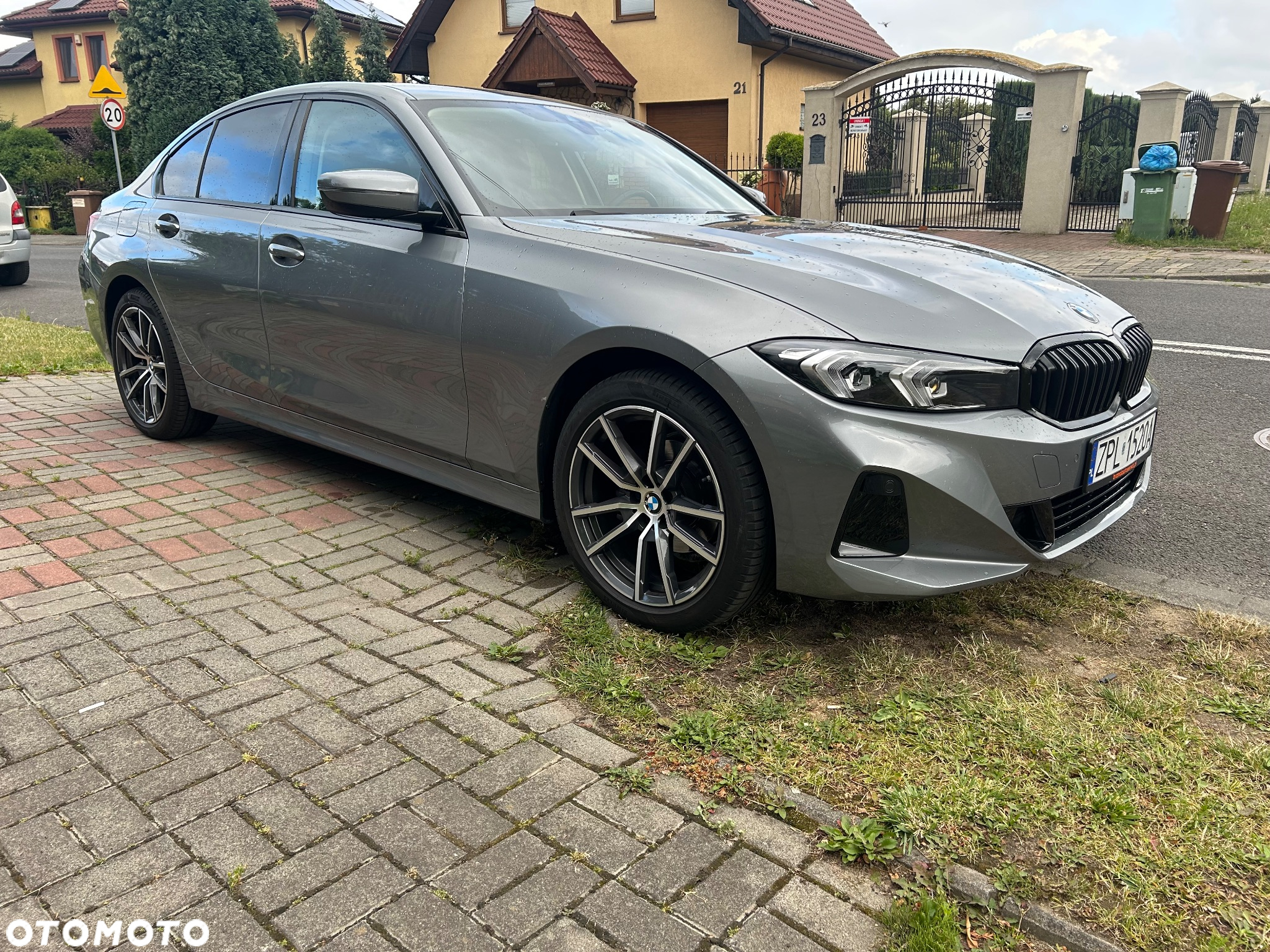 BMW Seria 3 318i Sport Line - 9