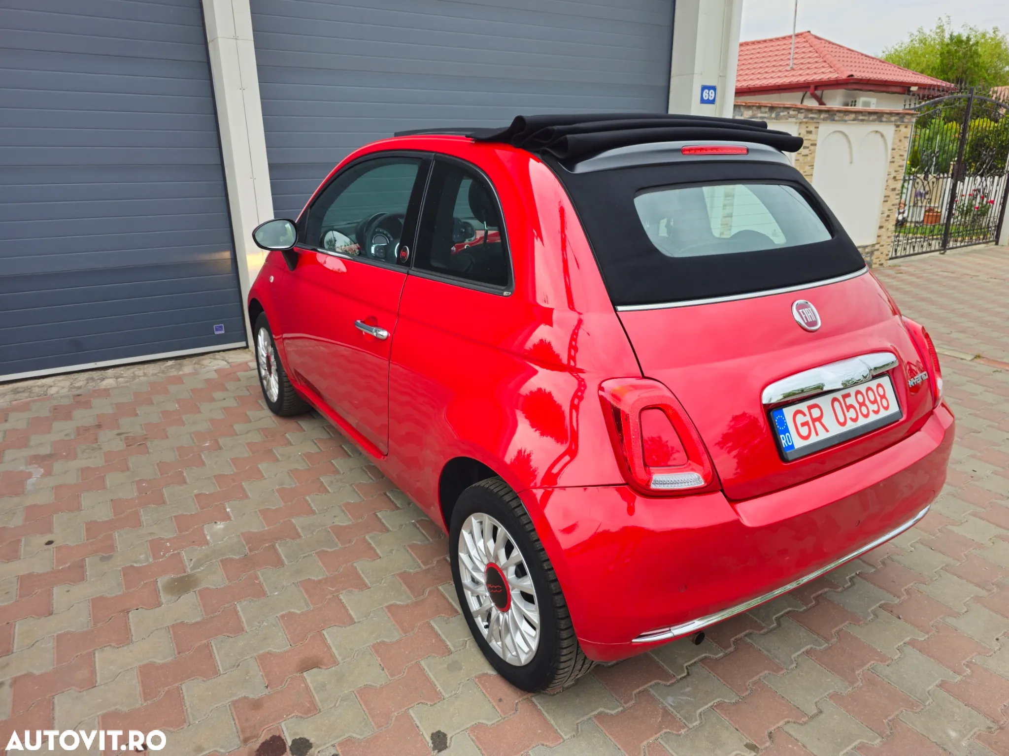 Fiat 500 Cabrio MHEV 1.0 Red - 5