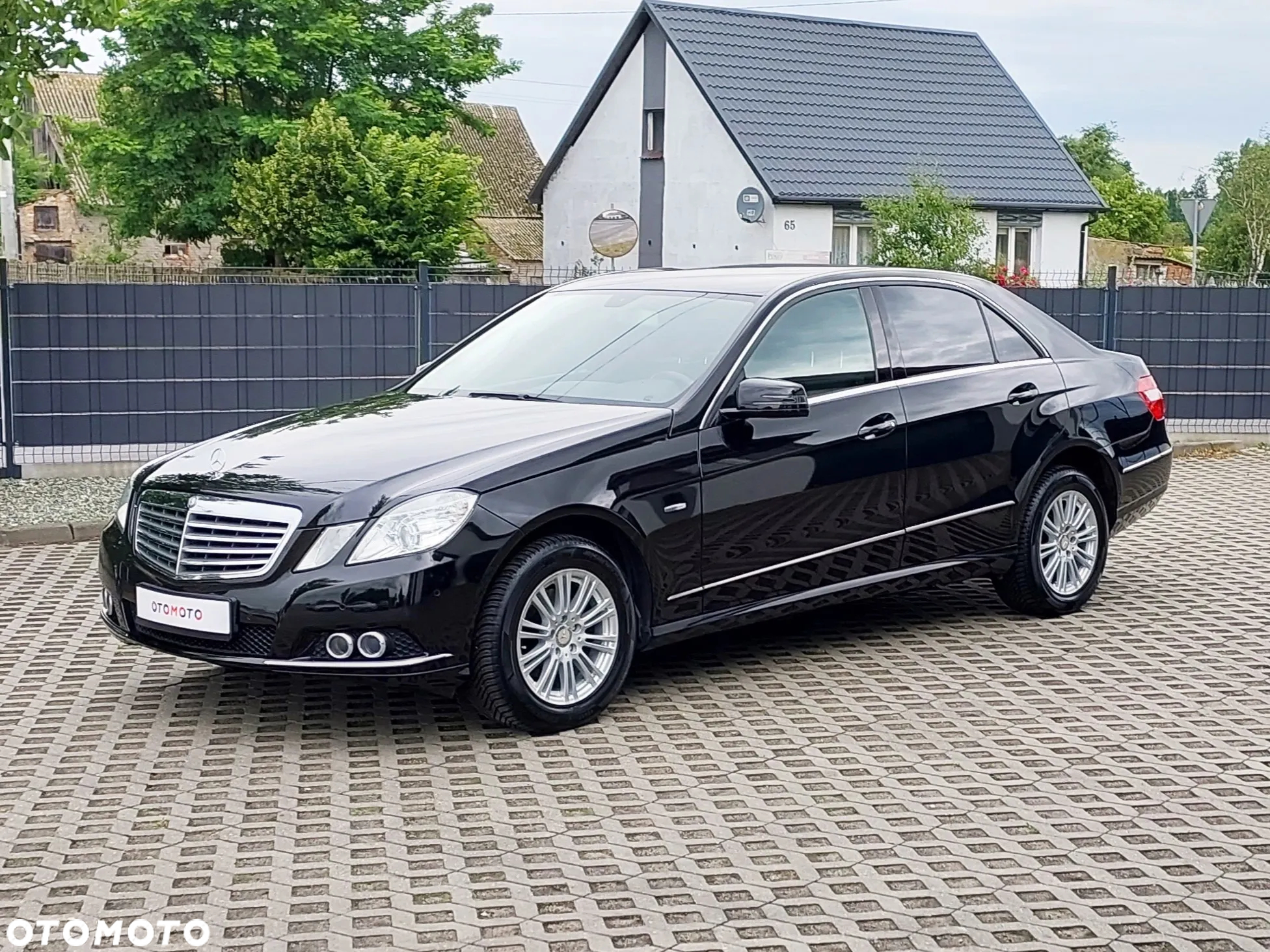 Mercedes-Benz Klasa E - 2