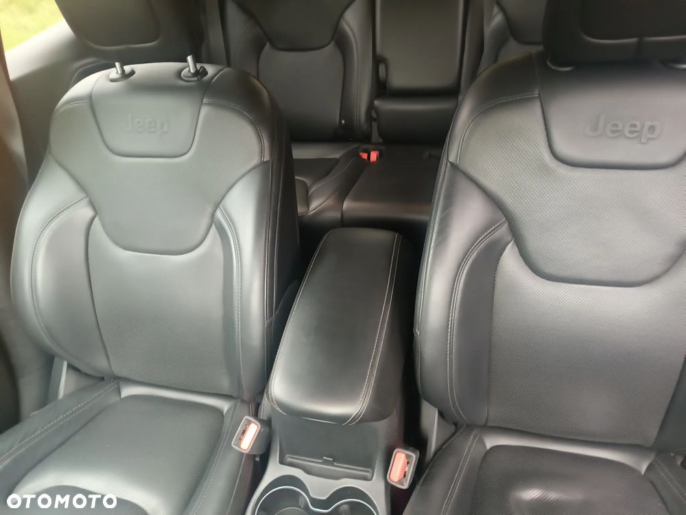 Jeep Cherokee 3.2 V6 Active Drive I Limited - 19