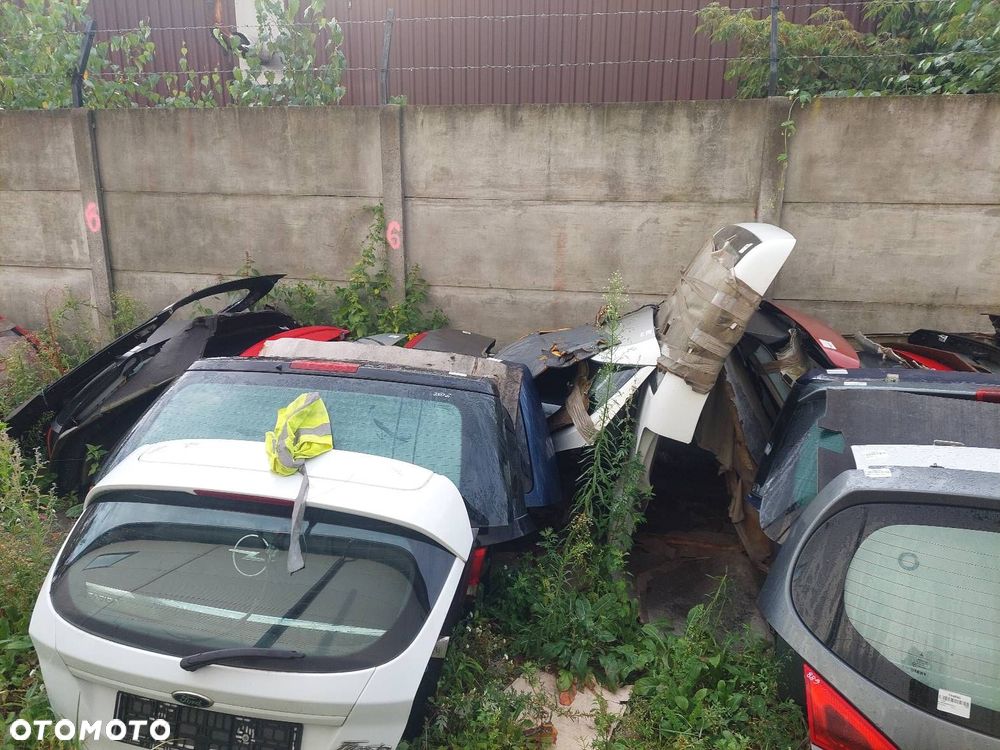 KLAPA BAGAŻNIKA + LAMPY FORD FIESTA MK6 MK7 HB 3D 08-12 H9 - 8