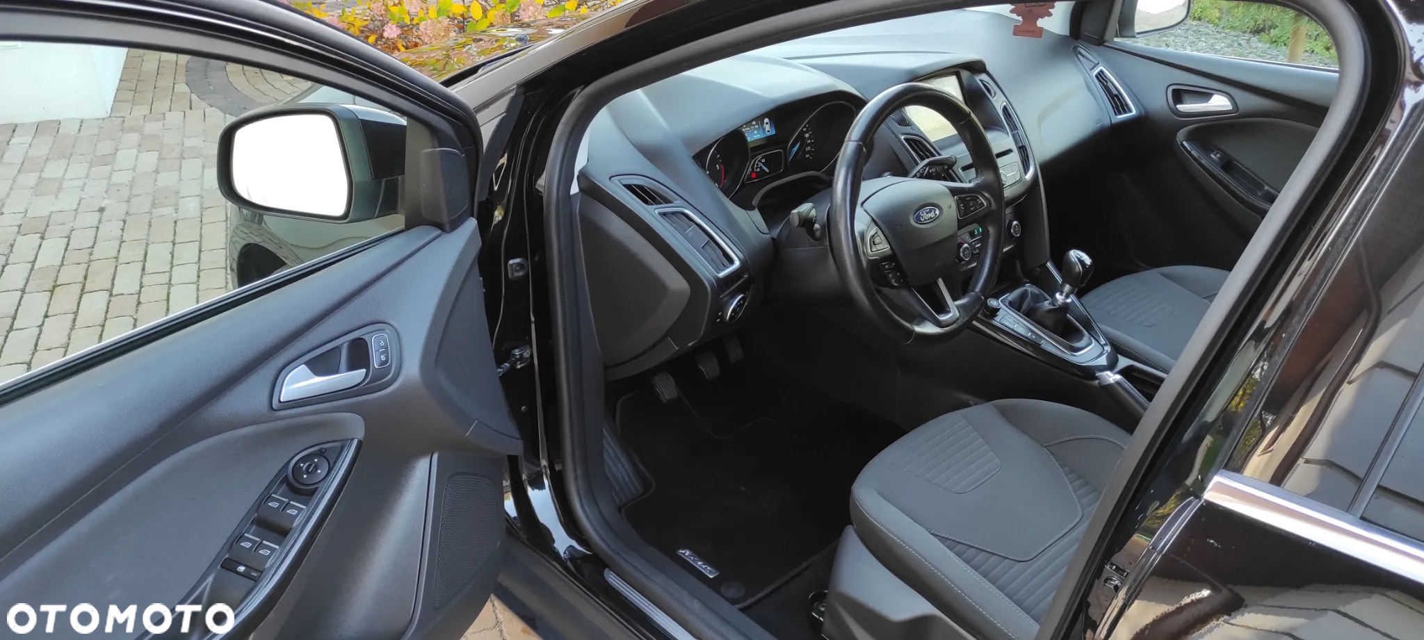 Ford Focus 1.5 EcoBlue Start-Stopp-System TITANIUM - 5