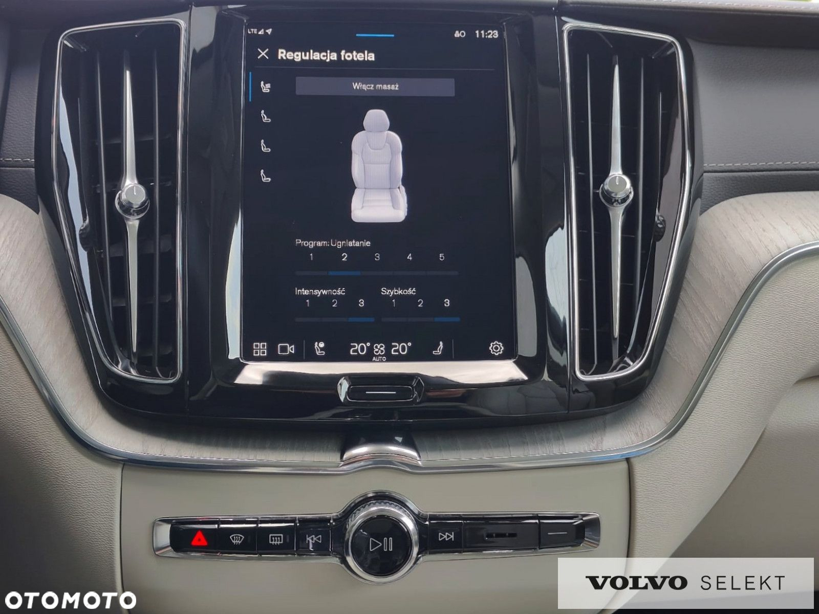 Volvo XC 60 - 33