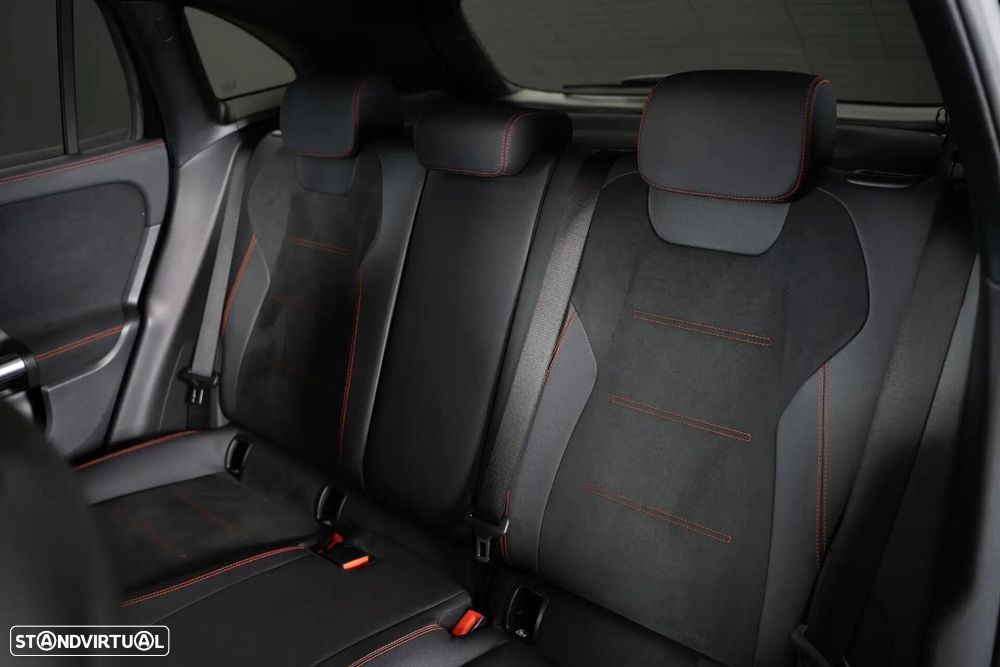 Mercedes-Benz GLA 250 e AMG Line - 47