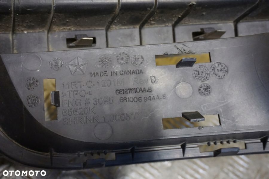 Chrysler Town & Country 2011 - 2016 Kratka Atrapa Zderzaka Przód Grill USA - 9