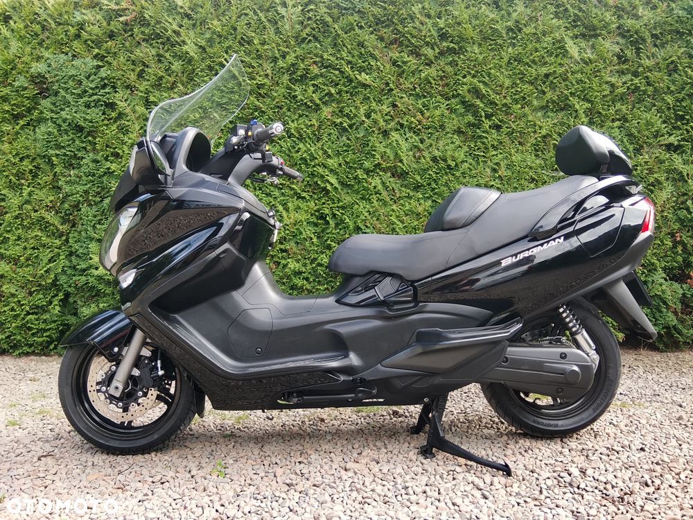 Suzuki Burgman - 15