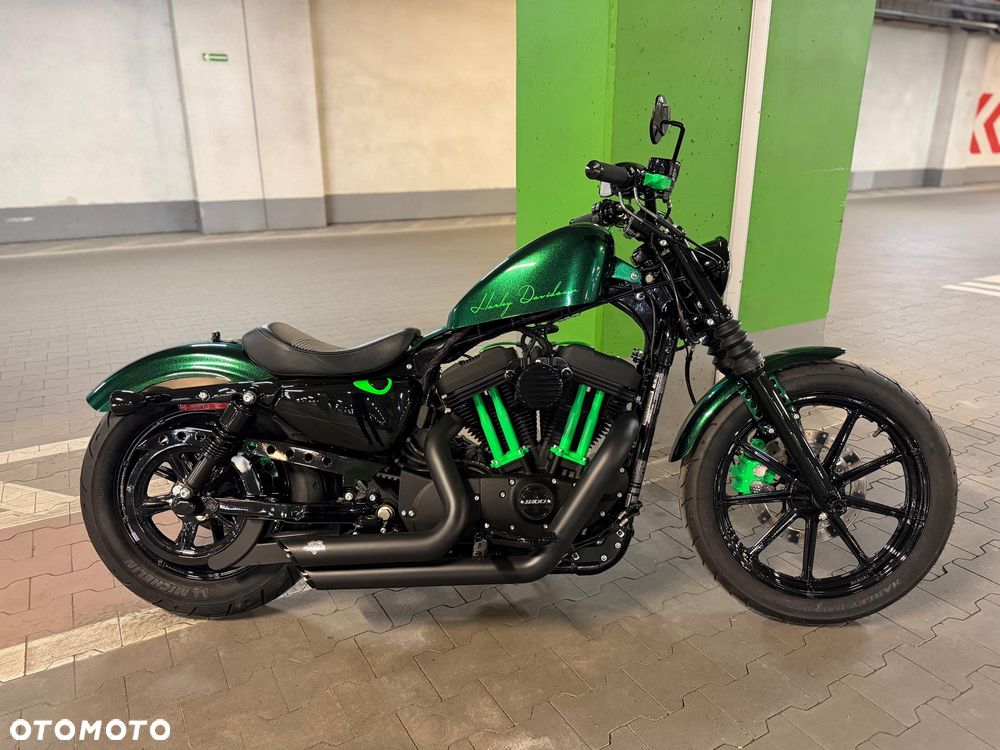 Harley-Davidson Sportster Iron 1200 - 2